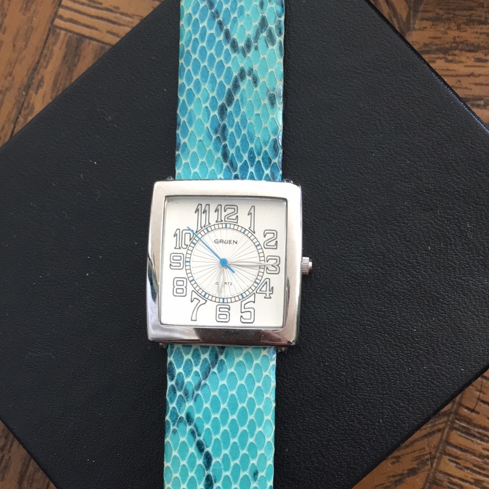 GRUEN quotes vintage square wristbands green snake skin watch new
